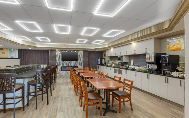 Quality Inn & Suites
