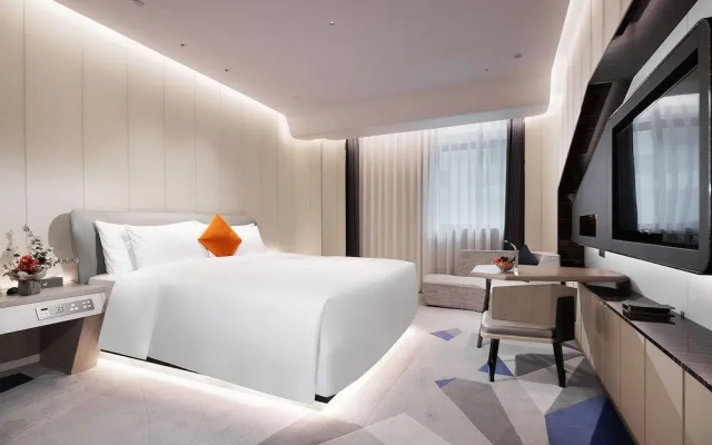 K · International Hotel