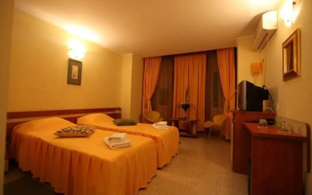Hotel Traian
