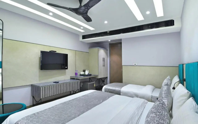 Hotel Uptown - By La Exito Hotels