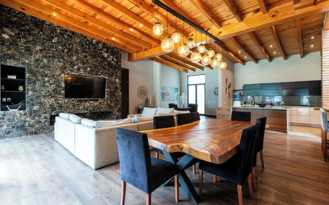 Pedacito de Lago - Lakeview Home