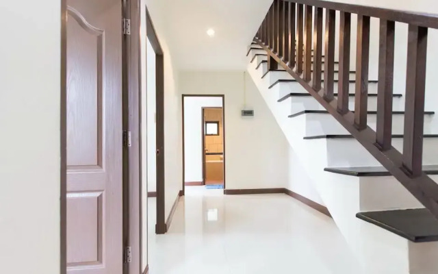 Baan Neramit Hill