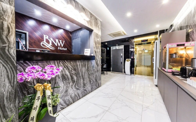 BNW Hotel
