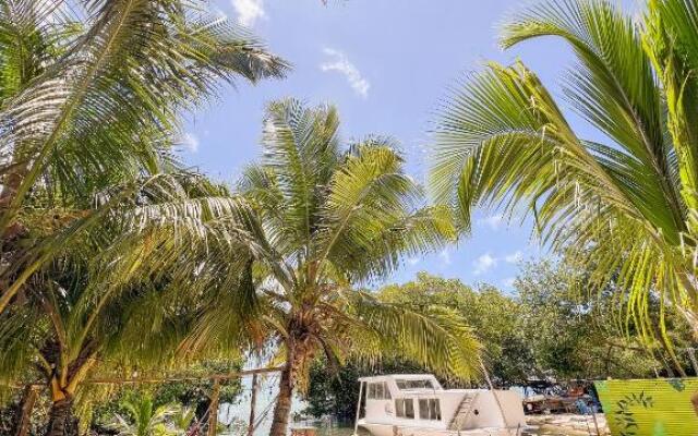 Bella's Backpackers Hostel