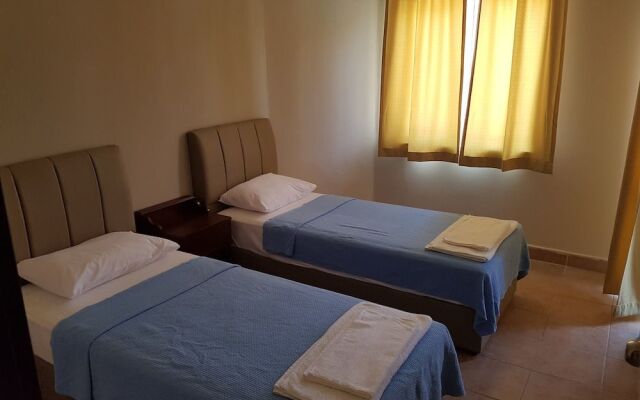 Selenya Apart Hotel