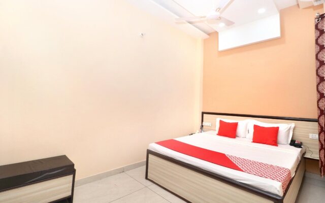 Pryag Guest House By OYO Rooms
