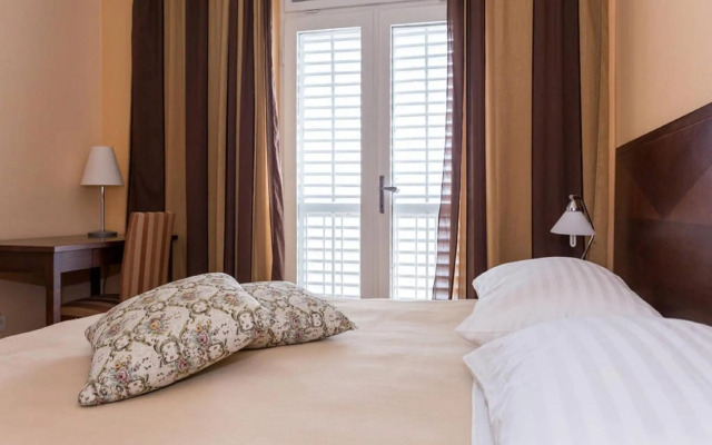 Sipa Apartments