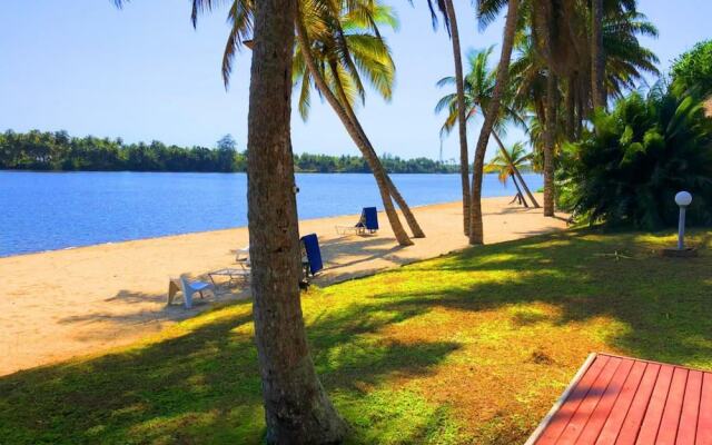 Hotel African Queen Lodge