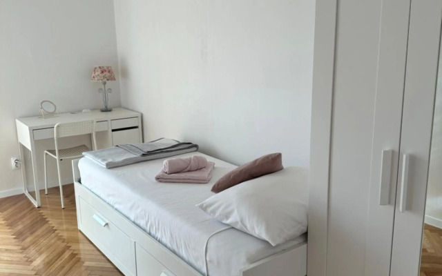 T-star, 2-bedroom apartment with magnificent beach view