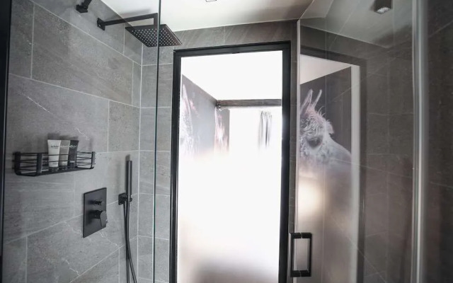 Adaastra Boutique Hotel