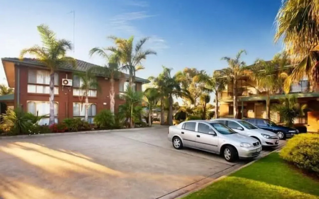 Paradise Holiday Apartments