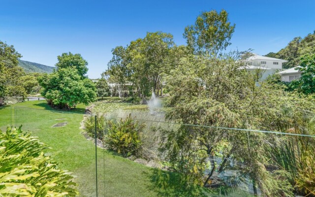 Tranquil Waters - Luxury in Oceans Edge