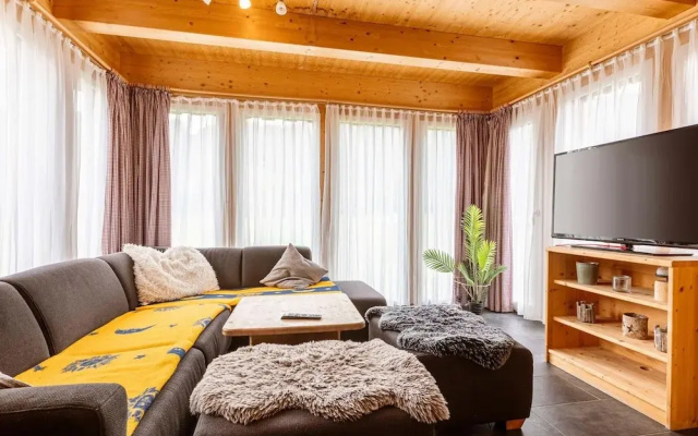 Luxurious Chalet in Murau with Outside Hot Tub