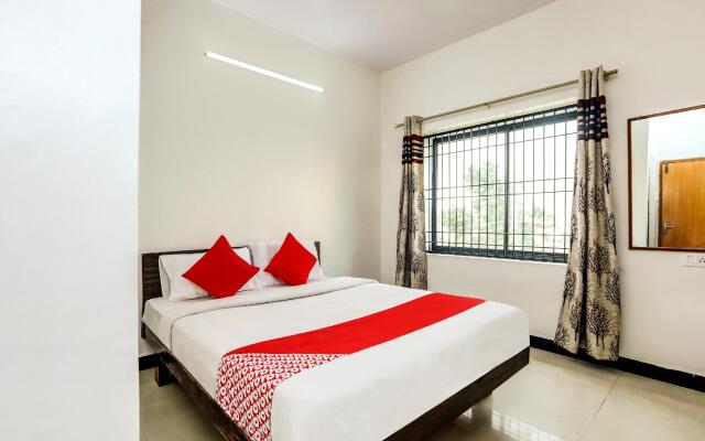 OYO 66837 Anurah Residency