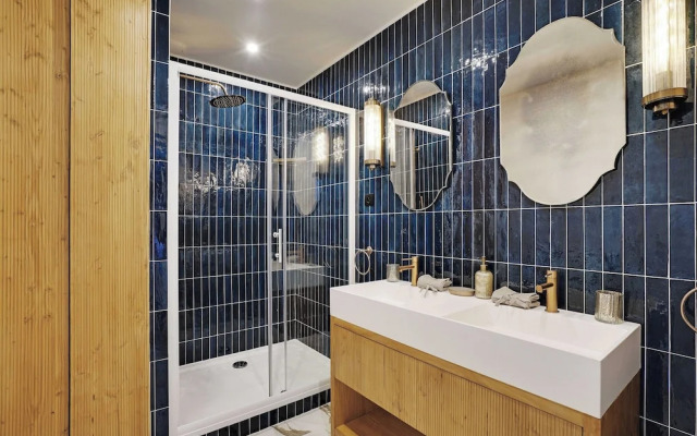 Chic 2BR Retreat for 4P- Heart of Invalides