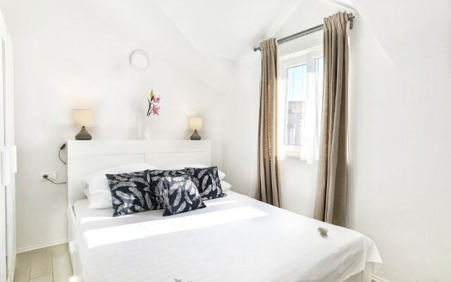 Boutique Rooms - With Pool - 8 - R302