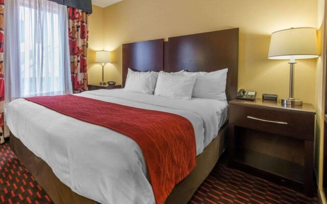 Comfort Suites Altoona North