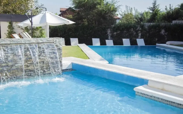 Good Life Resort