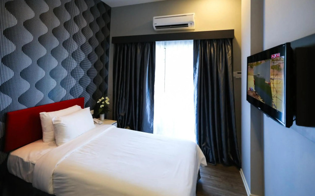 Cenang Plaza Beach Hotel