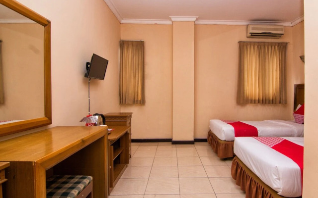 Hotel 3 Intan by OYO Rooms
