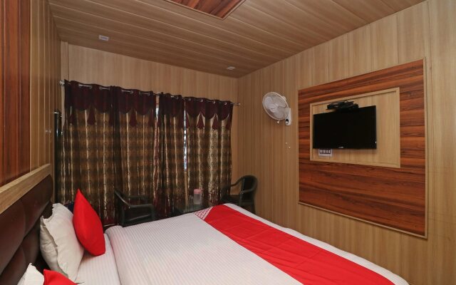 Hotel Kings by OYO Rooms