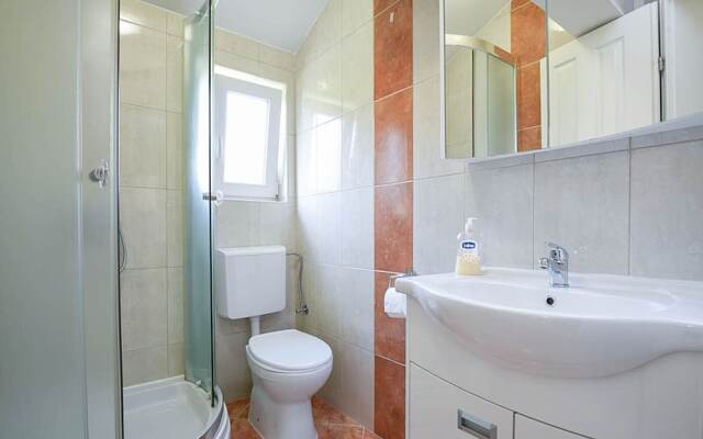 Apartments Trstenica