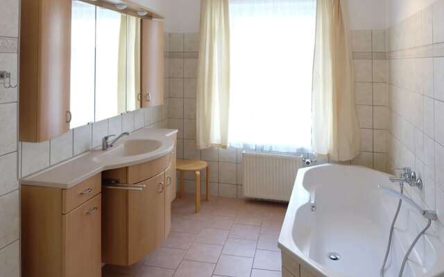 Modern Apartment in Stralsund near the Forest