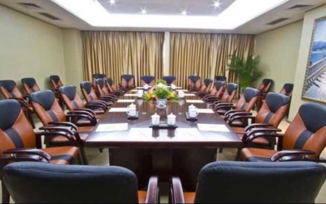 Yichang Three Gorges Dongshan Hotel