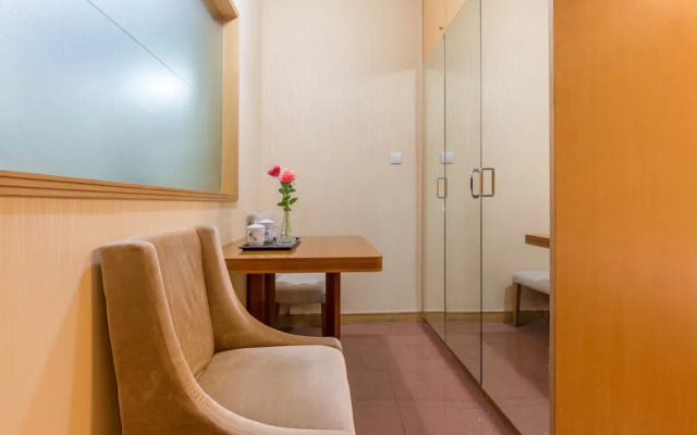 Shanghai Jiarong Apartment Hotel
