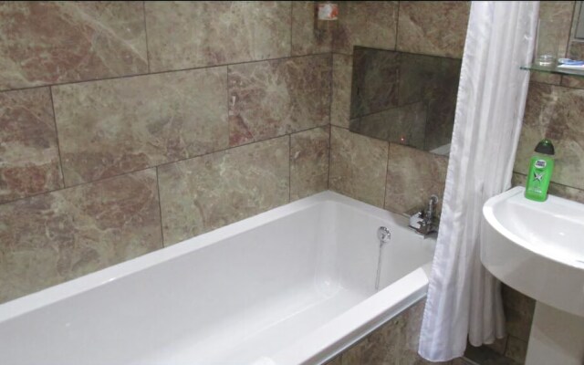 Harboro Hotel