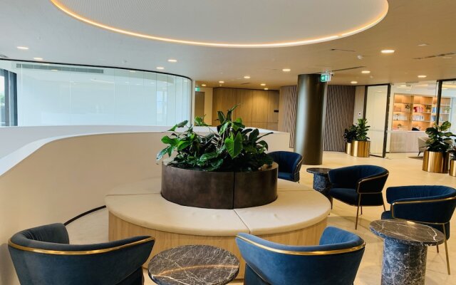 Skygarden Luxury Condo