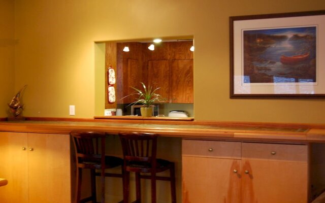 Fernie Tightlines Lodge