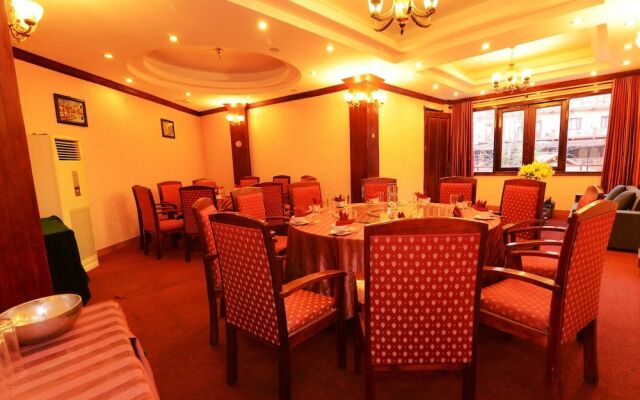 Dong Duong Hotel