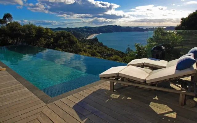 Claire's Luxury Hideaway