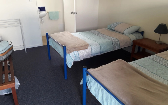 Tongariro River Retreat - Hostel – Guest Rooms – Turangi
