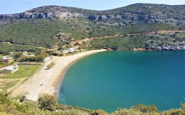 Spathi Beach Bar Restaurant & Suites