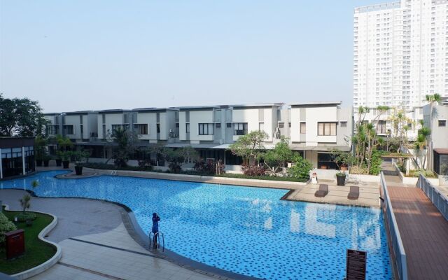 1BR City View Apartment at Cosmo Mansion