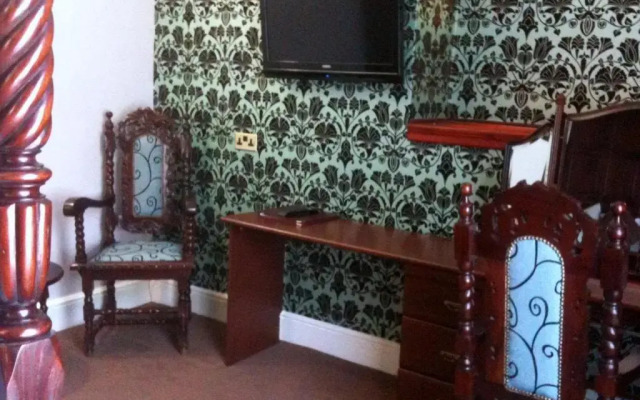 Ely House Hotel