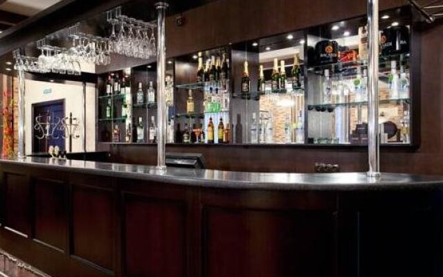 Tri Sosny Hotel