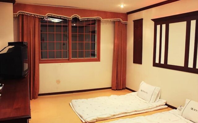 Gaeul Hotel