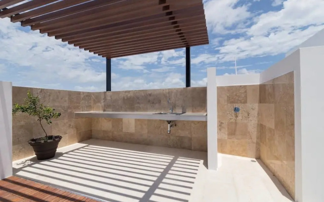 Menesse 205 by CocoBR