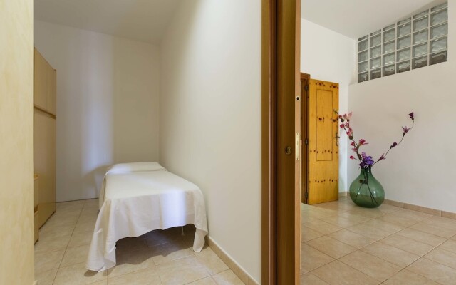 Motel 168