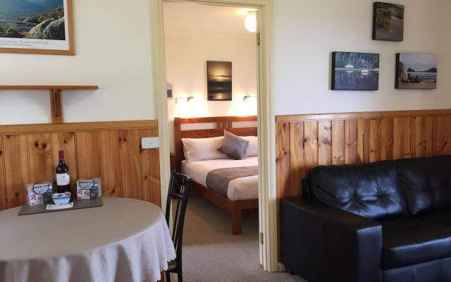 Promhills Cabins
