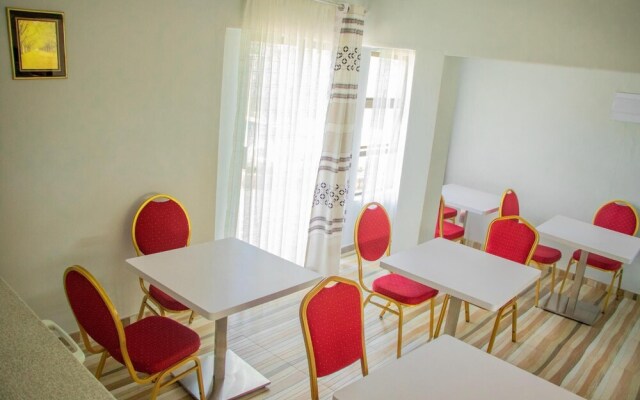 Neat one Bedroom in Morningside Guesthouse - 2091