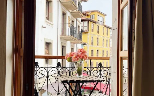 Llanes Suites