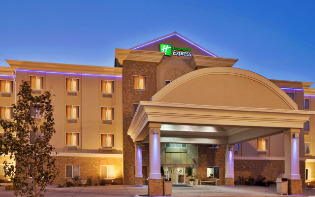 Holiday Inn Express and Suites Kearney, an IHG Hotel