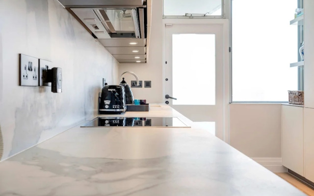 Regents Park Penthouse