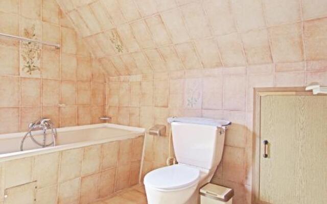 2 Single Rooms Fairground (5042)