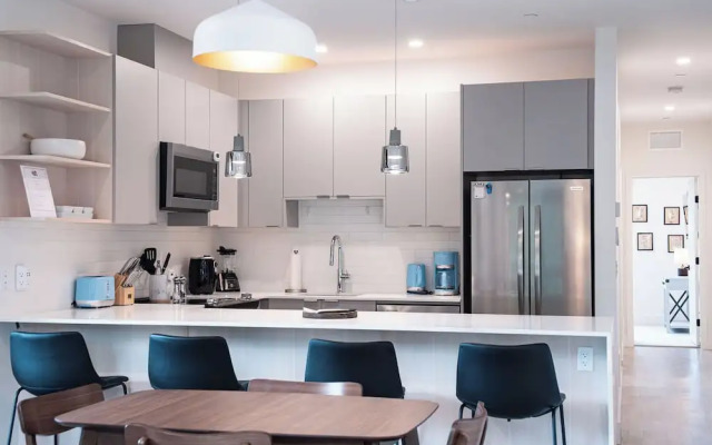 Alpine Retreat by Revelstoke Vacations