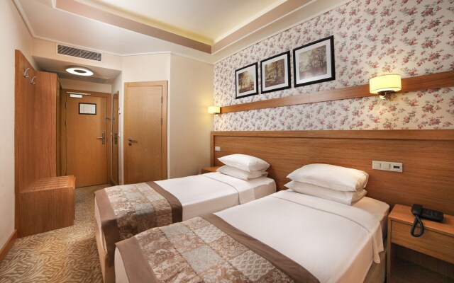 Kadak Garden Istanbul Airport Hotel